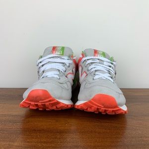 New Balance 574 Running Shoes Womens Size 8.5 B Grey Neon Green Orange WL574APN